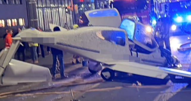 Bild von der Absturzstelle: Niemand ist bei der Notlandung ums Leben gekommen. 