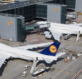 Boeing 747 und Airbus A380 von Lufthansa:  Mehr Erlöse, weniger Kosten.