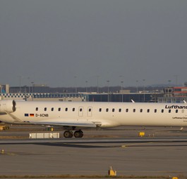 Bombardier CRJ 900 von Lufthansa Cityline: Fliegt nicht mehr und sorgt für eine Lücke.