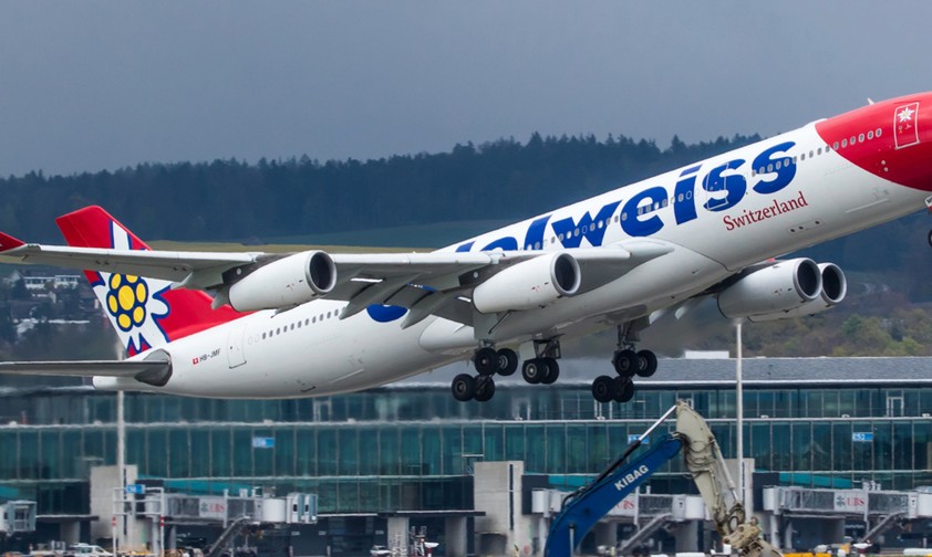 Airbus A340 mit dem Kennzeichen HB-JMF: Das Flugzeug musste umkehren.