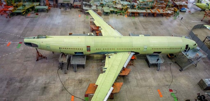 Im Werk Voronezh wird derzeit die erste Ilyushin Il-96-400 M gebaut.