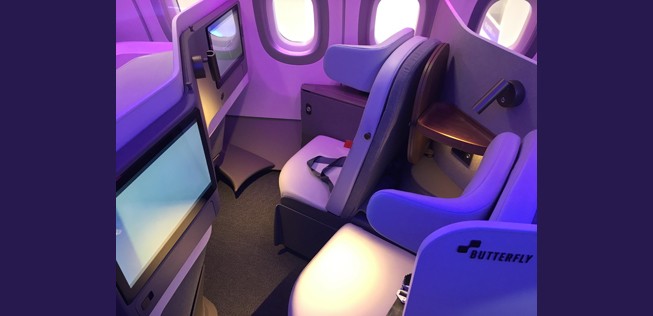 So sieht das Ganze real am Messestand von Airbus aus. Hier die Premium-Economy-Variante mit zwei Sitzen.