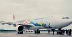 Der Airbus a330-300 von Malaysia Airlines in der Sonderlackierung: Die Maschine ist Teil der Kampagne Visit Malaysia 2026.