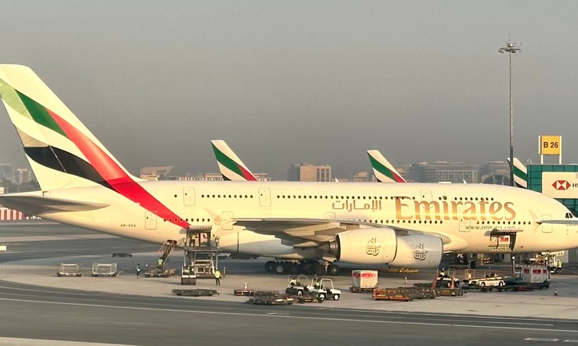 Airbus A380 von Emirates: 15 der Superjumbos der Fluglinie müssen zur Detail-Inspektion.