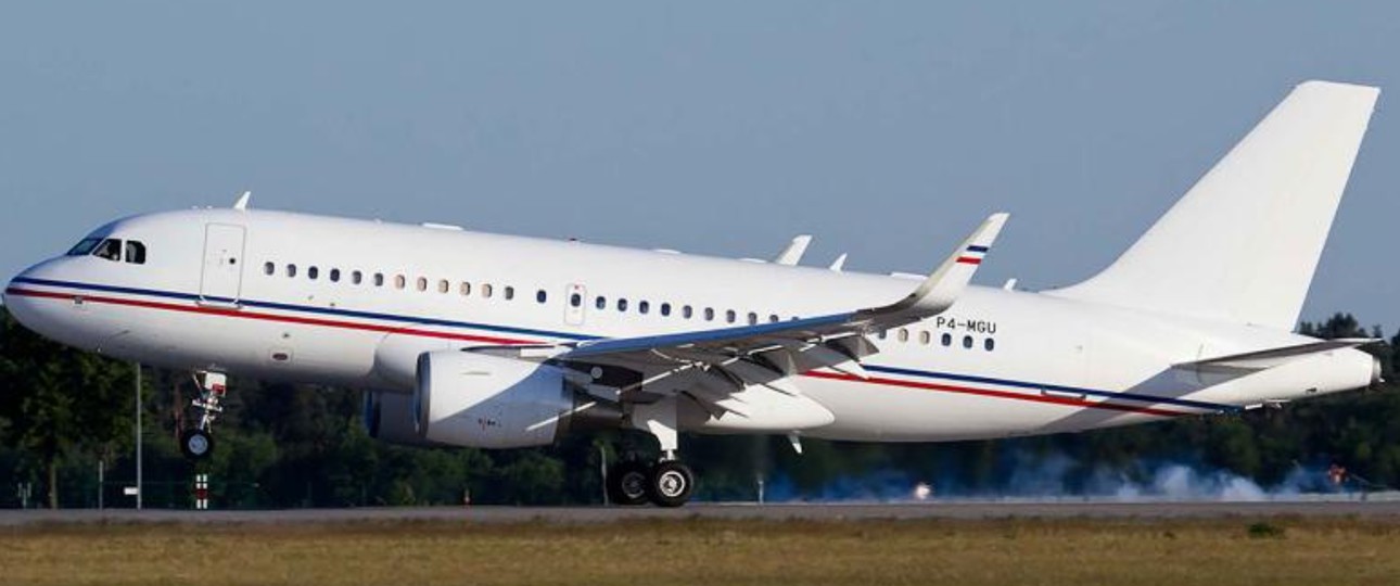 Airbus A319 mit dem Kennzeichen P4-MGU: Gehört laut den USA Andrei Skoch.