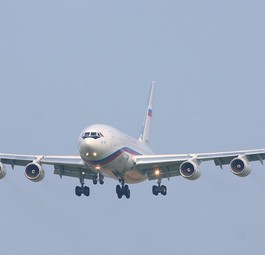 Die Ilyuhsin Il-96 mit dem Kennzeichen RA-96018: In Genf gelandet.