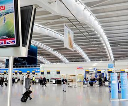 Anfangs gab es viel Ärger wegen der katastrophalen Gepäckanlange, doch die Probleme gehören der Vergangenheit an. Terminal 5 von London-Heathrow wurde nun zum besten Flughafen-Terminal der Welt gewählt. Für den gesamten Flughafen reicht es für Platz 10.
