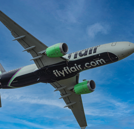 Boeing 737 Max von Flair: Die Scheiben im Cockpit haben drei Schichten.