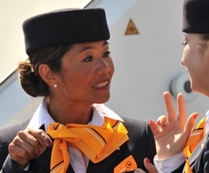 Flugbegleiterinnen der Lufthansa: Heißt die neue Konzerntochter Worldwings?