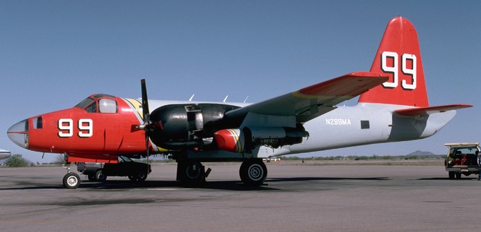 Lockheed P-2 Neptune von Minden Air.