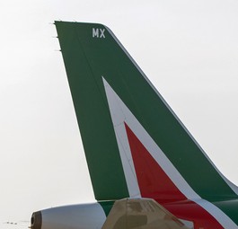 Leitwerk eines Alitalia-Fliegers: Die Partner des Rettungskonsortiums stehen nun fest.