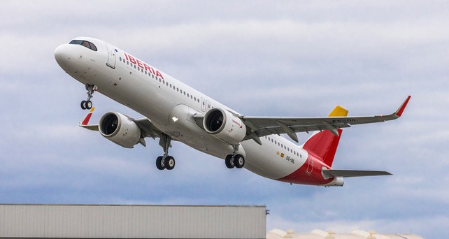 airbus a321 xlr iberia ec oil
