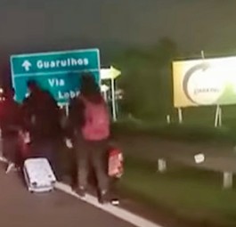 Boeing 787 von United muss umdrehen - wegen Bolsonaro-Niederlage