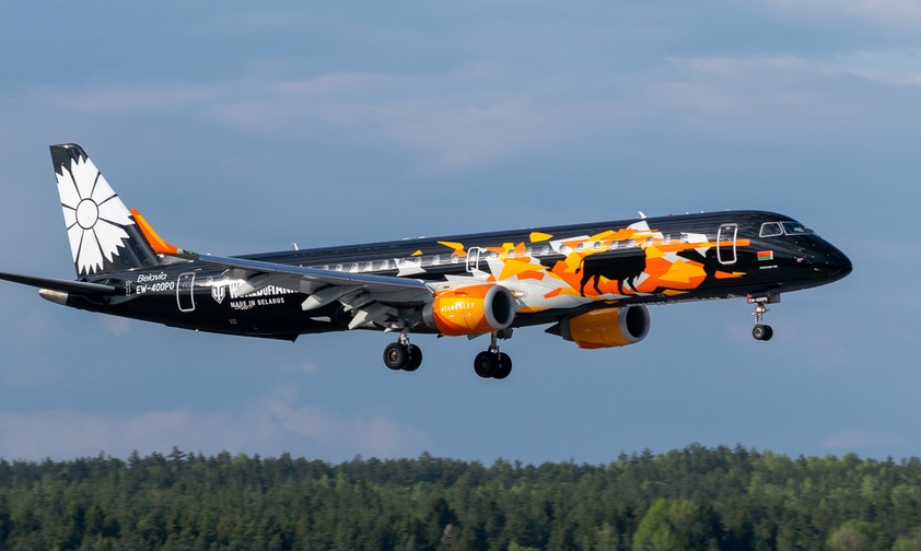 Embraer-Regionaljet von Belavia: Längere Reise nach Kaliningrad.