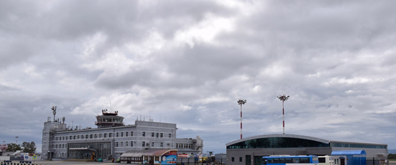 Der Flughafen Juschno-Sachalinsk (hier im Jahr 2015): Ab 2018 startet Bau des neuen Terminals.
