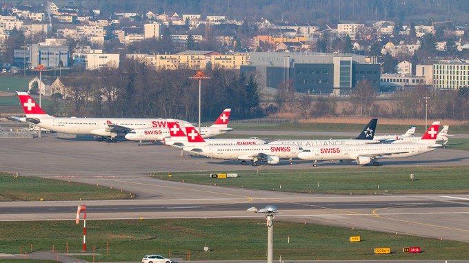 ... langsam knapp, die Flugzeuge...