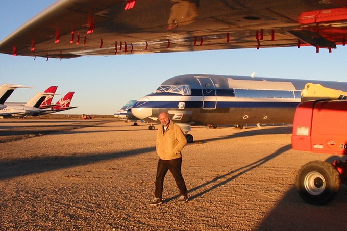 Auf der Suche nach der passenden Fokker 100 in der Mojave-Wüste.