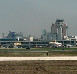 Der älteste Flughafen Chinas: Shanghai Hongqiaos Terminal 1 wird vollständig renoviert.