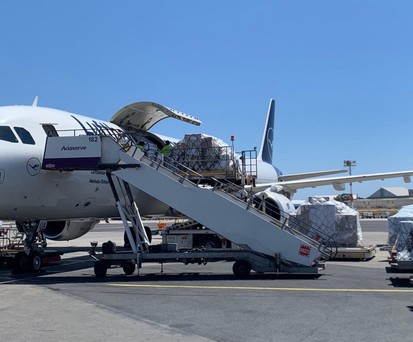 ... betreibt die Flugzeuge für Lufthansa Cargo. In den Fliegern ...