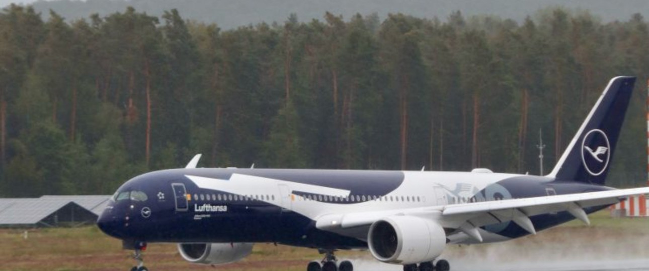 Landung des Jubiläums-A350 in Nürnberg: Seltener Besuch.