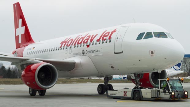 Für den Reiseanbieter Hotelplan verwendet die neue Fluglinie außen die Marke Holidayjet.