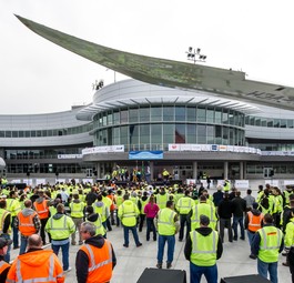 Mitarbeiter von Boeing: Probleme mit der 737 Max sorgen auch in anderen Produktionslinien für Frust.