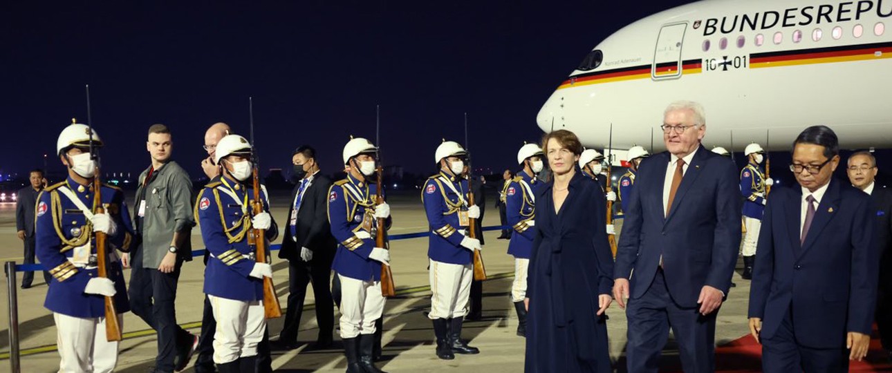 So wird der Airbus A350 genutzt: Bundespräsident Frank-Walter Steinmeier bei einem Besuch in Kambodscha.