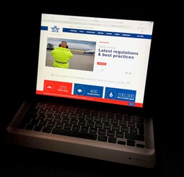 Laptop: Wenn das Gerät nicht mit an Bord darf, steigen gewisse Passagiere um.