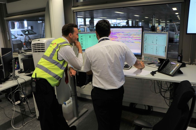 Blick in die Swissport-Dispositionszentrale der Coordinators.