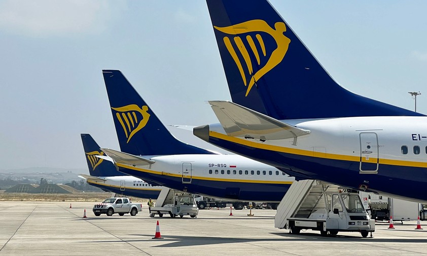 Flugzeuge von Ryanair: Der Chefpilot benahm sich daneben - und musste nun gehen.