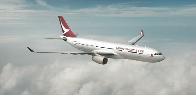 Neue Bemalung von Cathay Dragon: Der einst markante Drachen ziert nur noch die Vorderseite der Flieger.