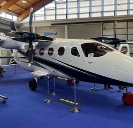 Tecnam P2012 VIP von außen: Der Innenraum ist neu.