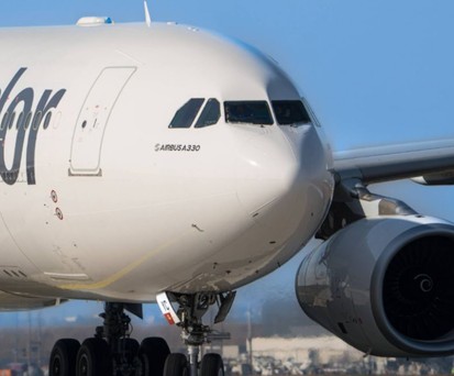 Condors Airbus A330 mit dem Kennzeichen D-AIYC: Der Flieger wurde gründlich untersucht.