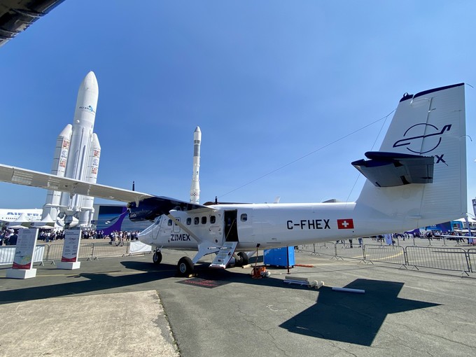 So sieht das Flugzeug im Ganzen aus.