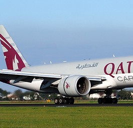 B777-Frachter von Qatar Airways: Politische Krise stärkt die Cargo-Division.