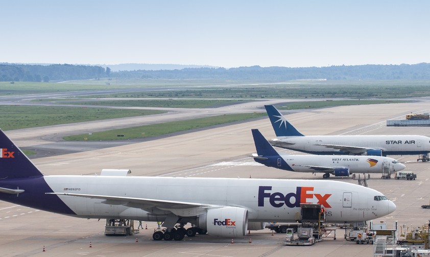 Frachtflieger in Köln/Bonn: Das Wachstum der weltweiten Luftfracht bleibt gering.