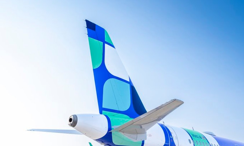 Flugzeug von Jetblue: Die Airline fliegt auch im Sommer nach Amsterdam.