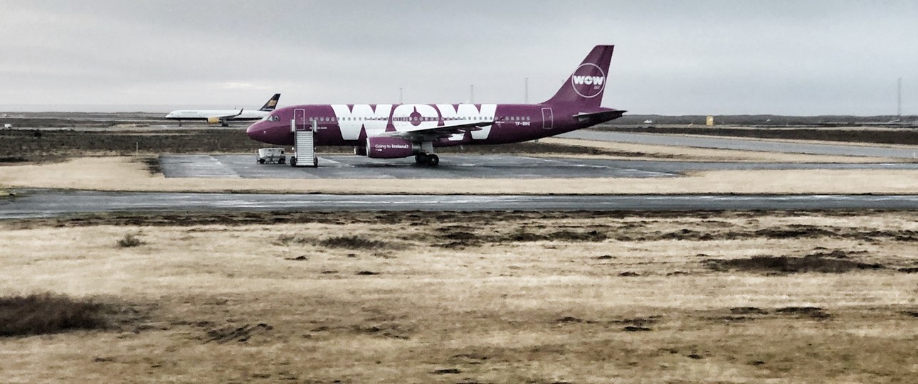 Flieger von Wow Air in Keflavik: Neuer starker Partner.