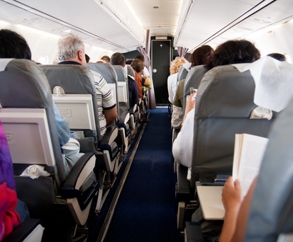 Wie man ohne Stress das Flugzeug verlässt