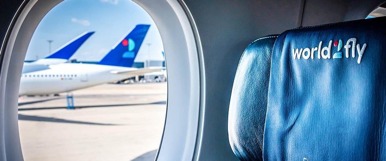 Flieger von World 2 Fly: Die Airline fliegt für Corendon von Düsseldorf nach Curação.