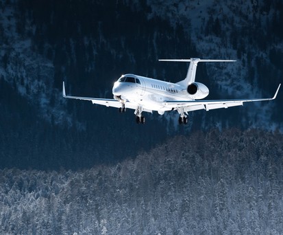 Air Hamburg besitzt eine Flotte von 44 Businessjets: Embraer Lineage 1000E, Dassault Falcon 7X, Embraer Legacy 600/650/650E, Legacy 500, Embraer Praetor 600, Cessna Citation XLS+, Embraer Phenom 300/300E und Cessna Citation CJ3.