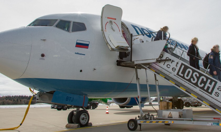 Boeing 737 von Pobeda in Memmingen: Aktuell fast nur noch russische Inlandsziele im Angebot.
