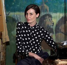 Model Erin O'Connor: Sie ist Werbeträgerin und benutzt den Service regelmässig und ist begeistert.