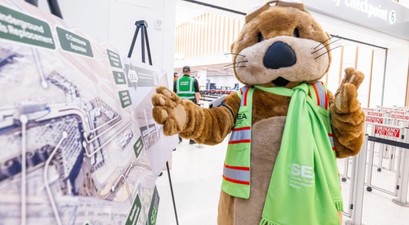 Jett, der Seeotter: Ob das Maskottchen hilft, den Namen SEA zu verbreiten?