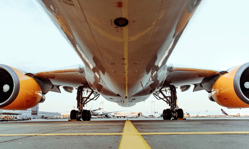 Boeing 767 von Condor: Passagiere nach Cancún, Pakete nach Cork.