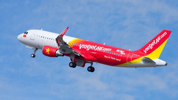 Gute Geschäfte erhoffen sich alle. Letzten September unterzeichnete Vietjet Air eine Absichtserklärung zum Kauf von sechzig Airbus A320 plus dreißig Optionen. In Singapur soll der milliardenschwere Deal nun hieb- und stichfest gemacht werden.