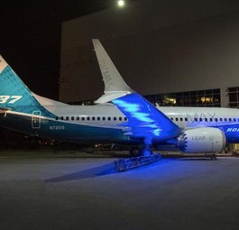 Boeing 737 Max: Es fehlen Triebwerke.