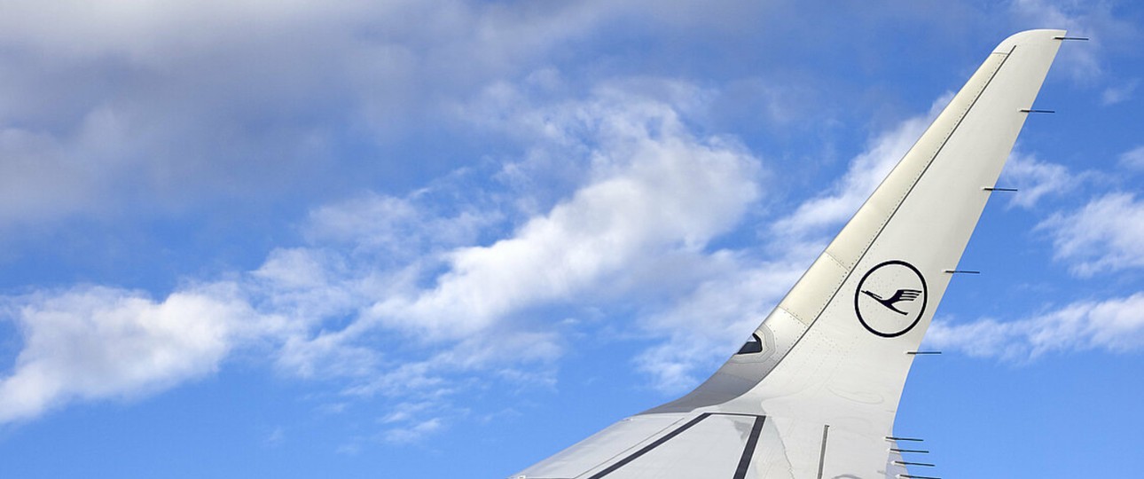 Winglet eines Airbus A320 von Lufthansa: Die Flotte schrumpft.