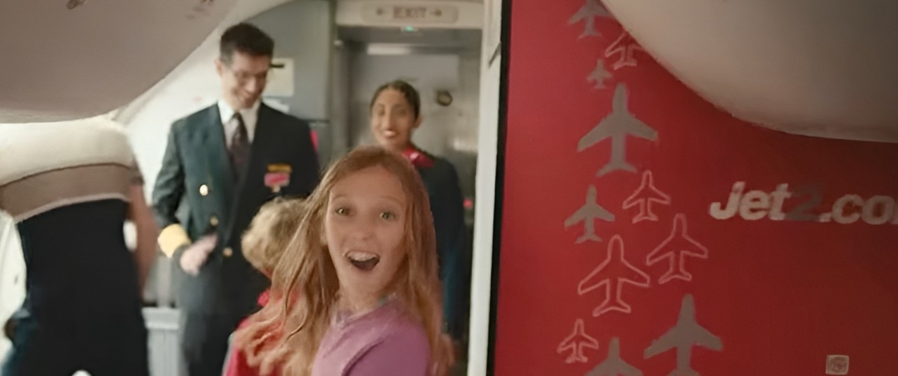 Szene aus dem Original-Werbespot von Jet 2: WUrde im Netz umgedeutet.