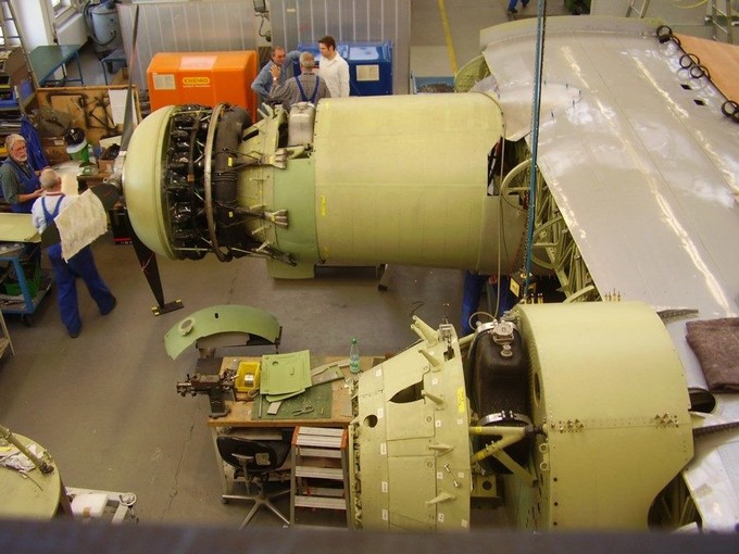 Vier gewinnt: Mit vier Bramo-323-Fafnir-Motoren ist der Flieger ausgestattet, die stammen von mehreren anderen Fliegern.